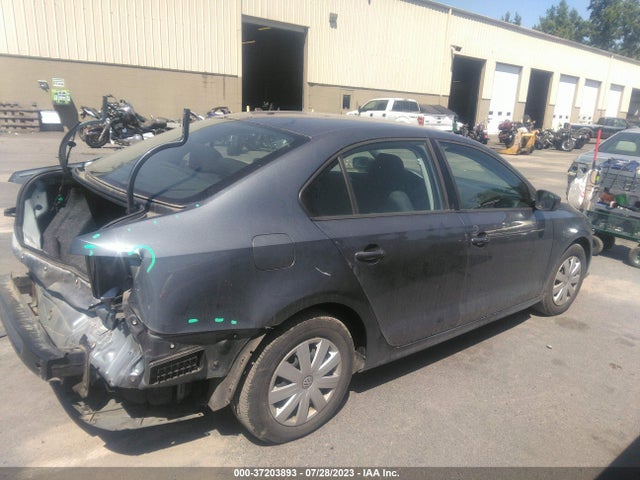 3VW2K7AJ6FM332675 Volkswagen Jetta Sedan 2.0l S