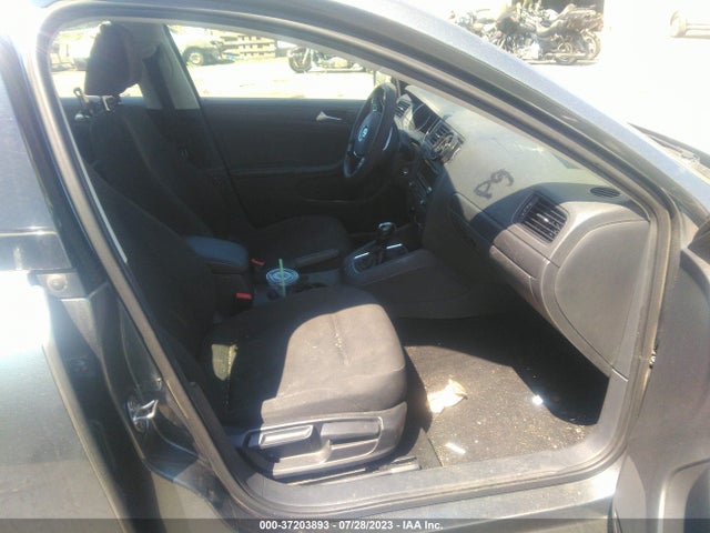 3VW2K7AJ6FM332675 Volkswagen Jetta Sedan 2.0l S