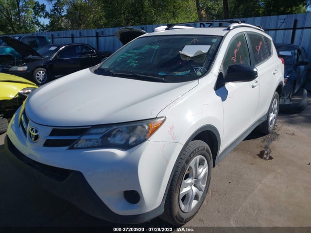 Toyota RAV4 LE 2014 JTMZFREV6EJ001234 Image 2
