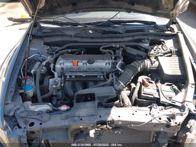 2010 HONDA ACCORD SDN EX-L VIN: 1HGCP2F81AA081752