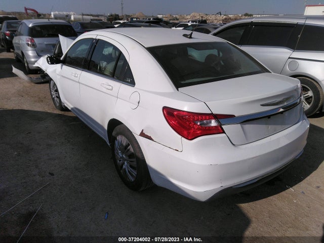Chrysler 200 LX 2014 1C3CCBAB0EN206210 Image 3