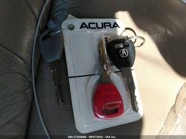 2002 ACURA RL VIN: JH4KA96662C010263