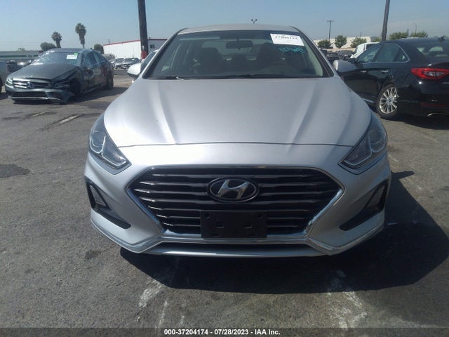 Hyundai SONATA SE 2018 5NPE24AFXJH674445 Image 4