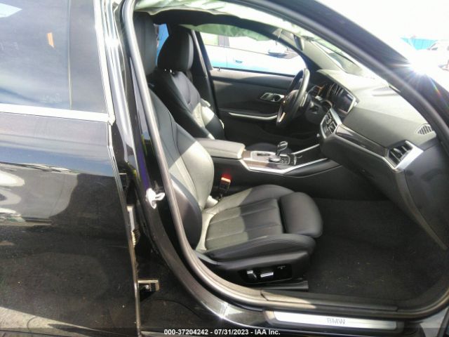 WBA5R1C0XLFH39018 BMW 3 Series 330i