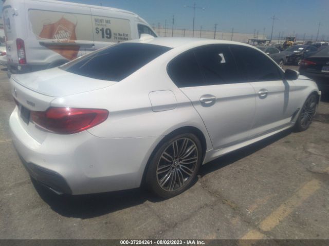 WBAJE5C58JG917901 BMW 5 Series 540i