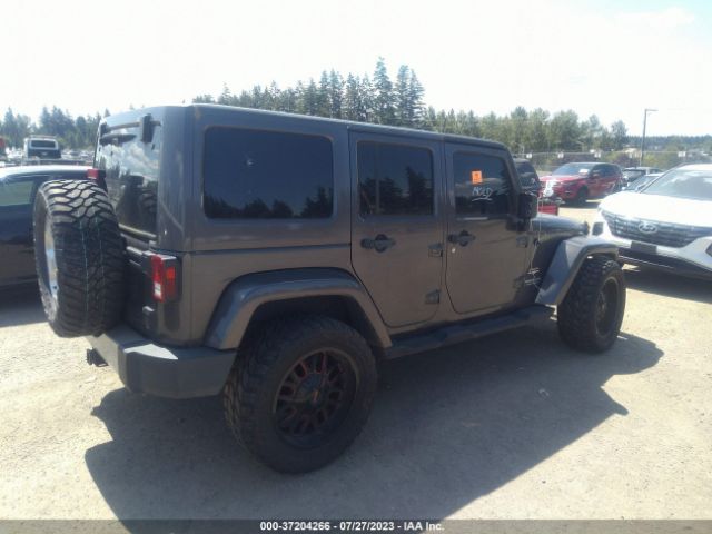 1C4BJWEG5EL169483 Jeep Wrangler Unlimited Sahara