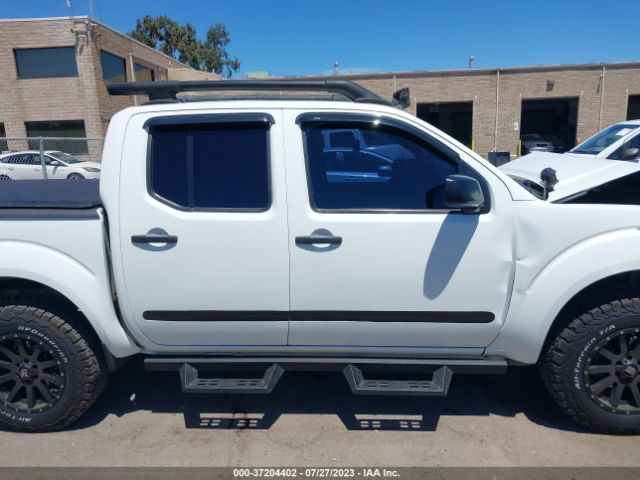 1N6AD0ER1JN718187 Nissan Frontier Sv V6