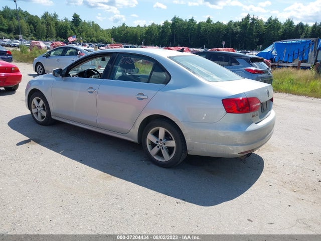 3VWLL7AJ4EM419538 Volkswagen Jetta Sedan Tdi W/premium