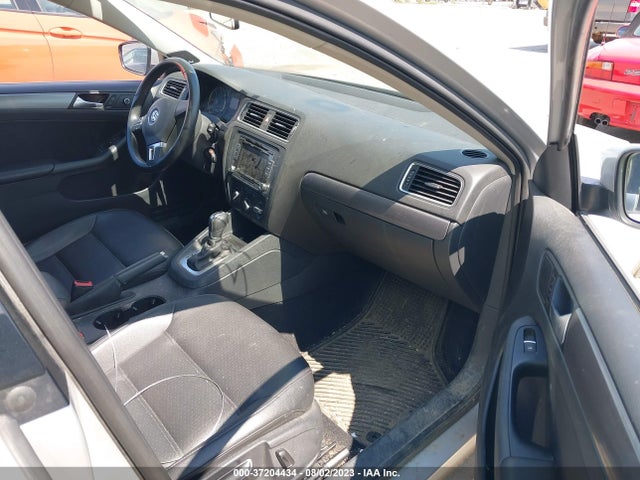 3VWLL7AJ4EM419538 Volkswagen Jetta Sedan Tdi W/premium