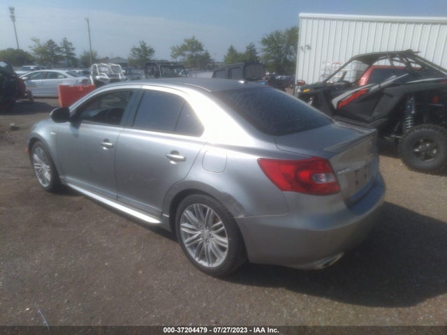 2011 SUZUKI KIZASHI SLS SPORT VIN: JS2RE9A87B6110552