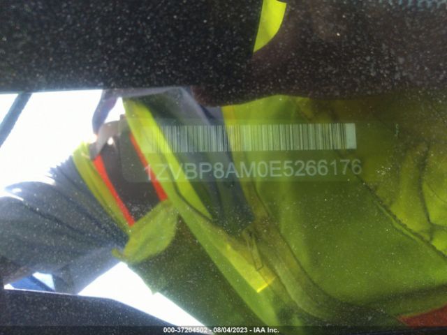 1ZVBP8AM0E5266176 Ford Mustang V6