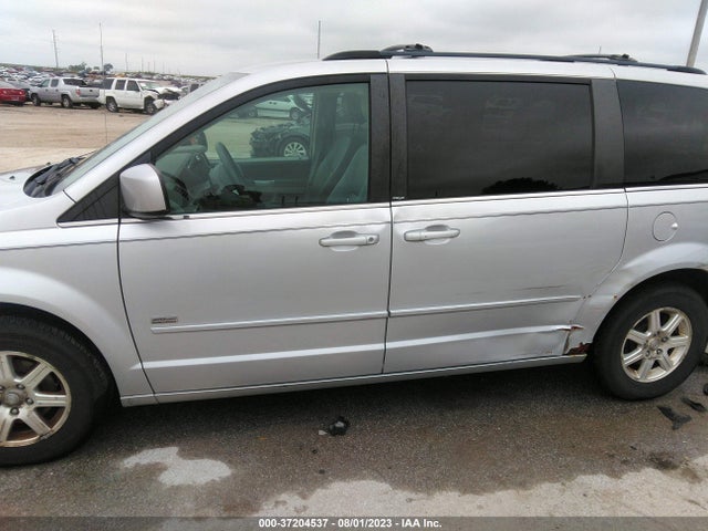 Продажа на аукционе авто 2008 Chrysler Town & Country Touring, vin: 2A8HR54P78R737977, номер лота: 37204537