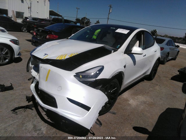 Tesla Model Y Long Range 2020 5YJYGDEE6LF056380 Image 2