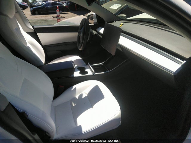 Tesla Model Y Long Range 2020 5YJYGDEE6LF056380 Image 12
