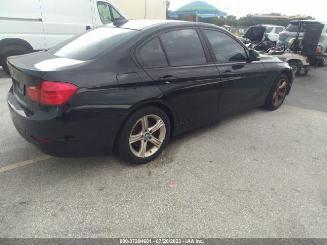WBA3B1C54FK136498 BMW 3 Series 320i