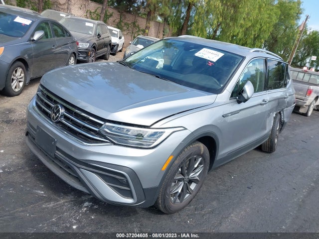 3VV2B7AX4PM023684 Volkswagen TIGUAN SE