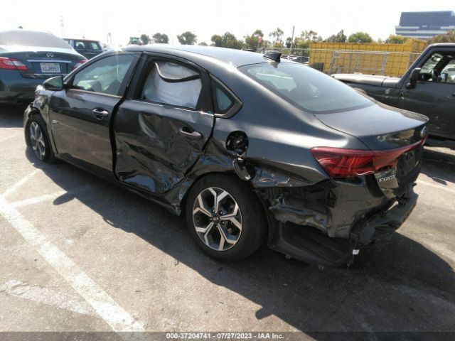 3KPF24AD3ME391428 KIA Forte Lxs