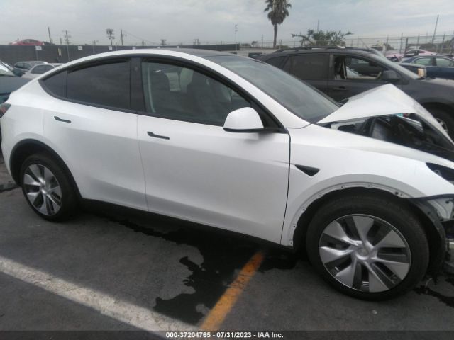 7SAYGDEE4PA086760 Tesla Model Y Long Range