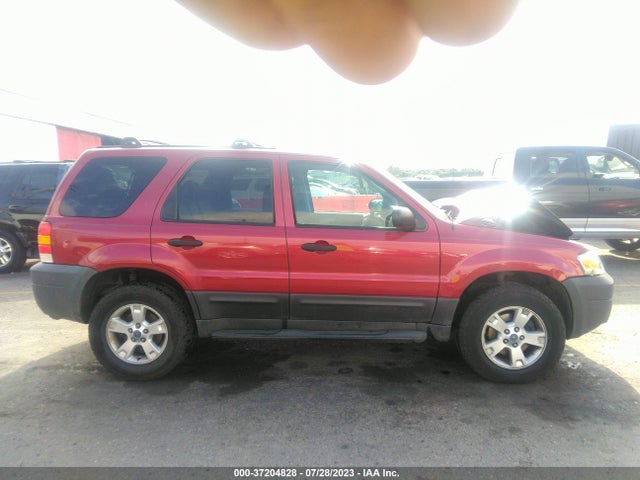 2005 FORD ESCAPE XLT VIN: 1FMYU93165KA55060