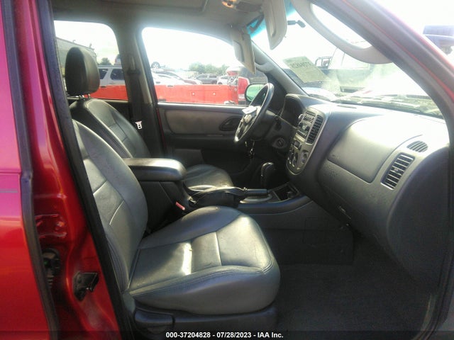2005 FORD ESCAPE XLT VIN: 1FMYU93165KA55060