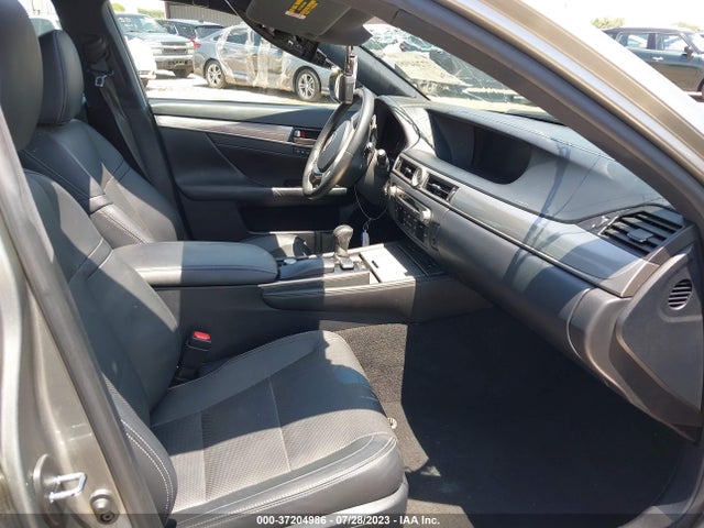 Lexus GS 350 2015 JTHCE1BLXFA009947 Image 6