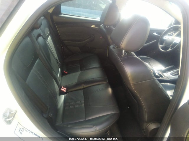 Ford FOCUS SE 2014 1FADP3F27EL421880 Image 9