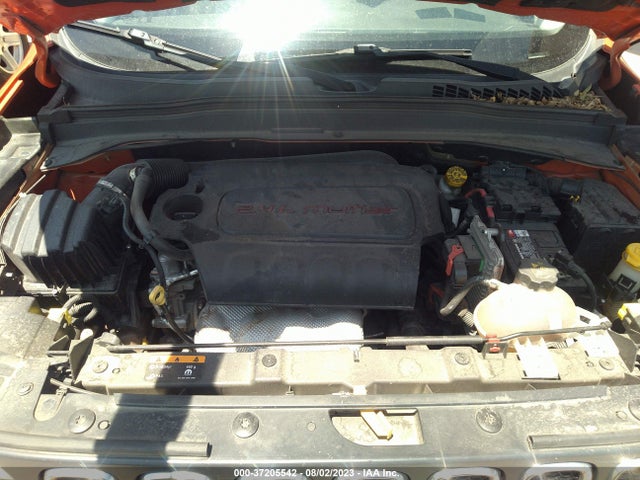 ZACCJABB3HPF66318 Jeep Renegade Latitude