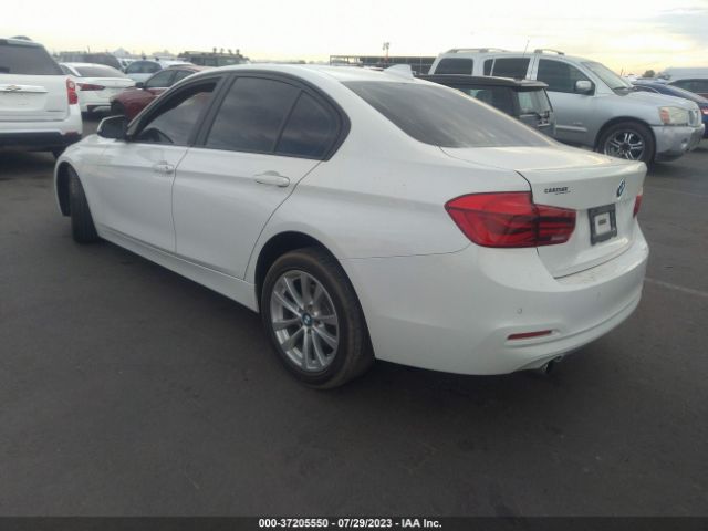WBA8E1G33HNU17330 BMW 3 Series 320i