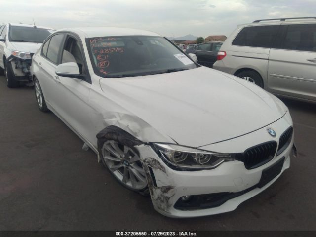 WBA8E1G33HNU17330 BMW 3 Series 320i