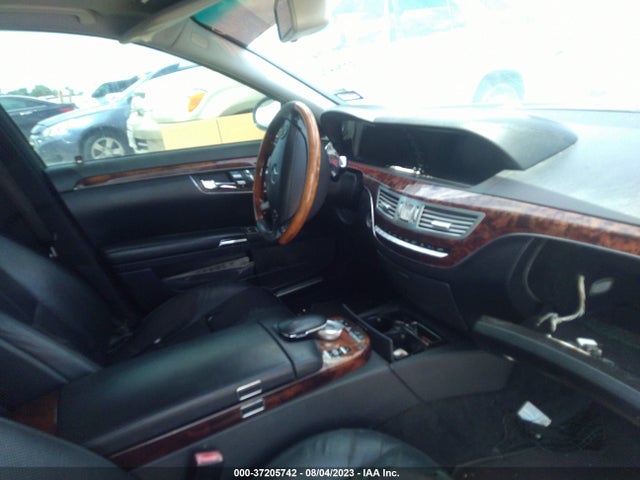 2009 MERCEDES-BENZ S-CLASS 5.5L V8 VIN: WDDNG71X69A280848