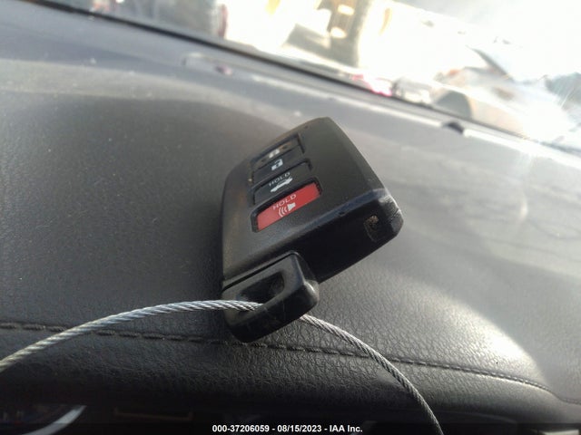2018 TOYOTA COROLLA L/LE/XLE/SE/XSE VIN: 2T1BURHE9JC008784