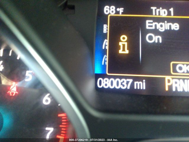 1FMCU0J96HUA09462 Ford Escape Titanium