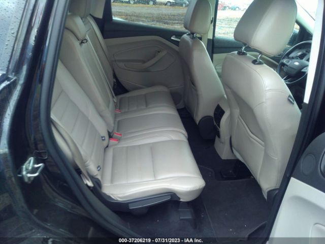 1FMCU0J96HUA09462 Ford Escape Titanium