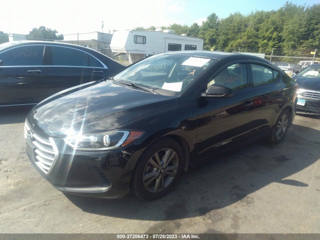 Hyundai ELANTRA SE 2017 5NPD84LF6HH130588 Image 2