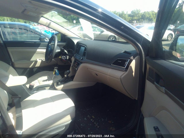 Hyundai ELANTRA SE 2017 5NPD84LF6HH130588 Image 12
