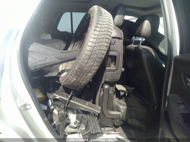 Chevrolet Traverse Premier 2018 1GNERKKW5JJ123434 Image 8