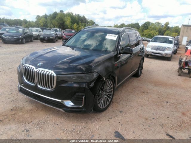 2021 BMW X7 5UXCW2C01M9D78270 Photo 1