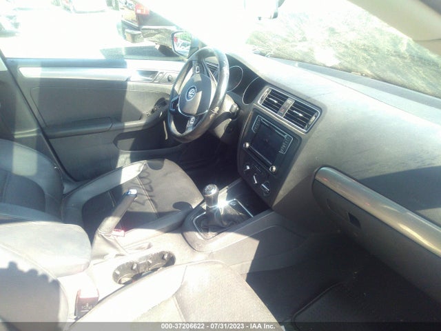 3VWB67AJ8HM245917 Volkswagen Jetta 1.4t Se