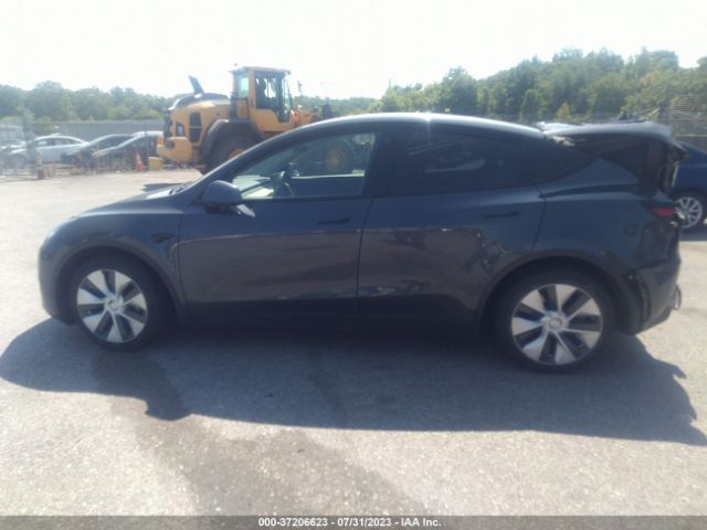 5YJYGDEE7MF086621 Tesla Model Y Long Range