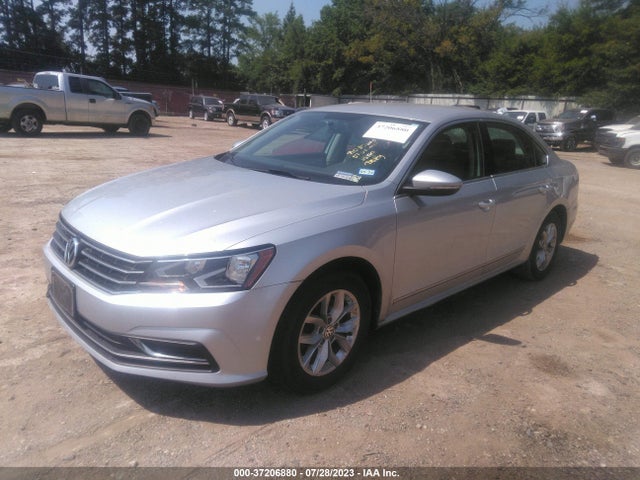 1VWAT7A37GC036951 Volkswagen Passat 1.8t S