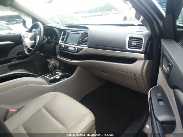 2016 TOYOTA HIGHLANDER XLE VIN: 5TDKKRFH5GS127967