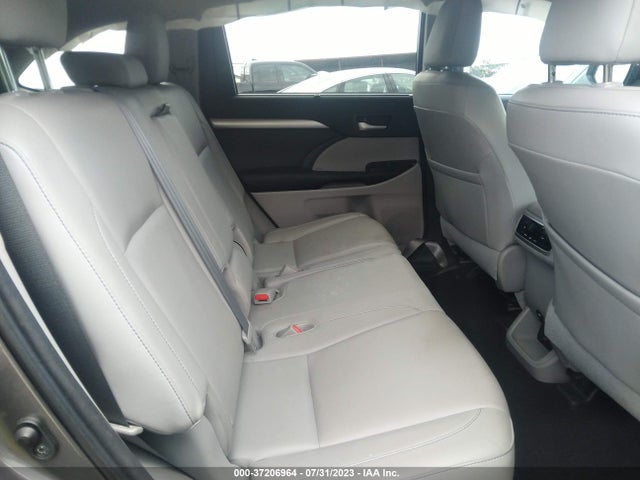 2016 TOYOTA HIGHLANDER XLE VIN: 5TDKKRFH5GS127967
