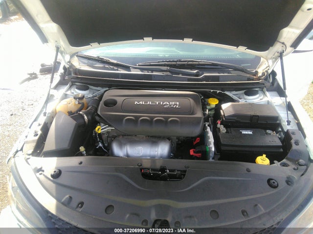 1C3CCCBB0FN730608 Chrysler 200 S