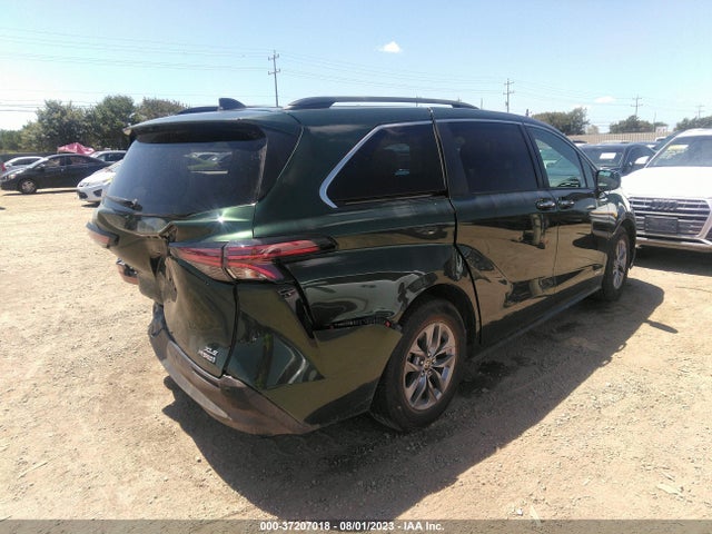 2021 TOYOTA SIENNA XLE VIN: 5TDYRKECXMS012652