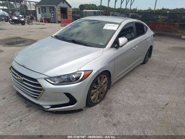 2018 HYUNDAI ELANTRA SE VIN: 5NPD74LF9JH263435