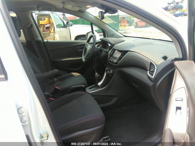 Chevrolet TRAX LS 2020 3GNCJKSB0LL306506 Image 5