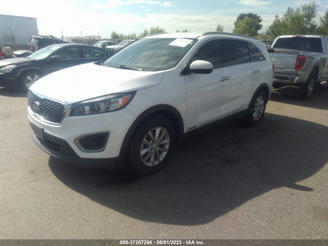 KIA SORENTO LX 2016 5XYPGDA57GG138120 Image 2