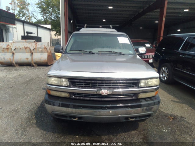 37207305 :رقم المزاد ، 1GCEK14V7YE352650 vin ، 2000 Chevrolet Silverado 1500 Ls مزاد بيع