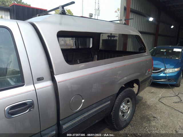 37207305 :رقم المزاد ، 1GCEK14V7YE352650 vin ، 2000 Chevrolet Silverado 1500 Ls مزاد بيع