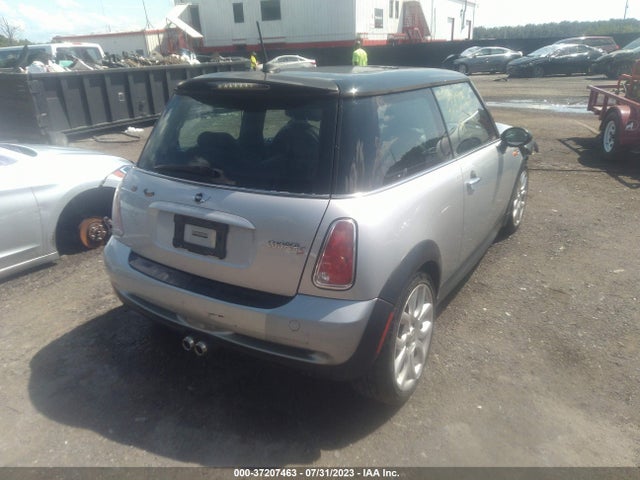 2006 MINI COOPER HARDTOP S VIN: WMWRE33536TJ33177